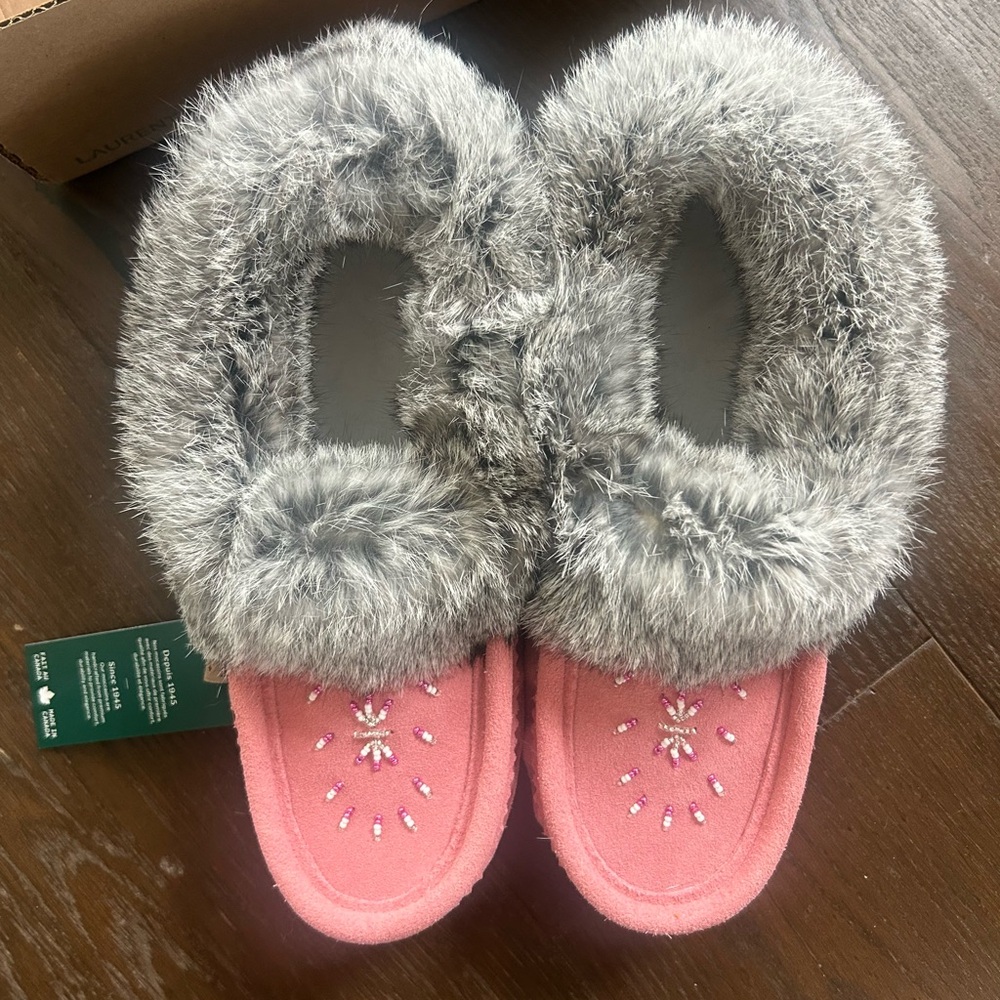 Laurentian Chief Moccasin Slippers for Woman